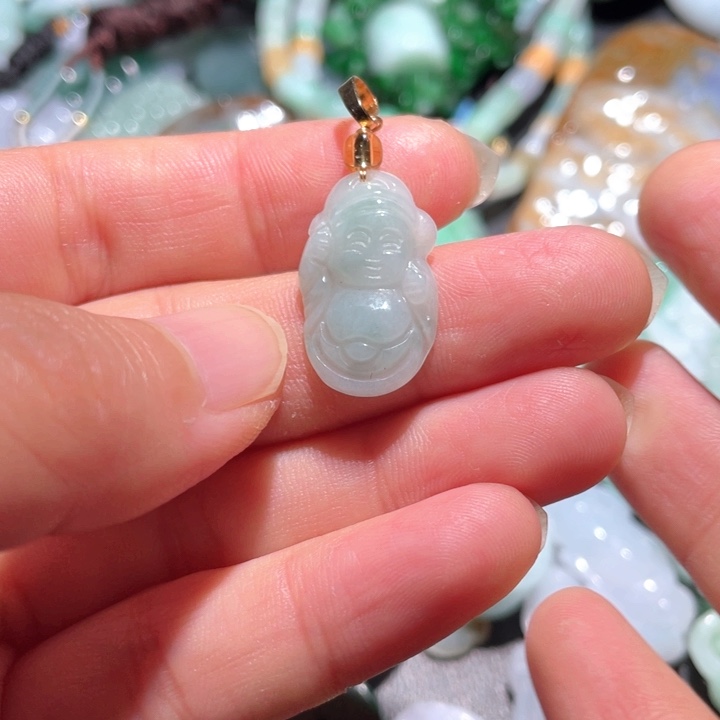 【闪购商品】翡翠颈饰未镶嵌一****8天然翡翠