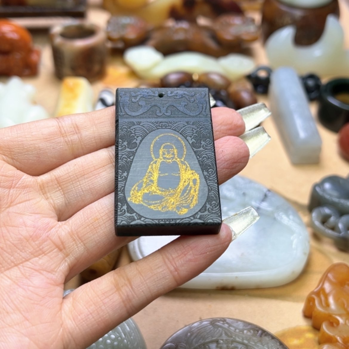 【闪购商品】蛇纹石玉颈饰未镶嵌