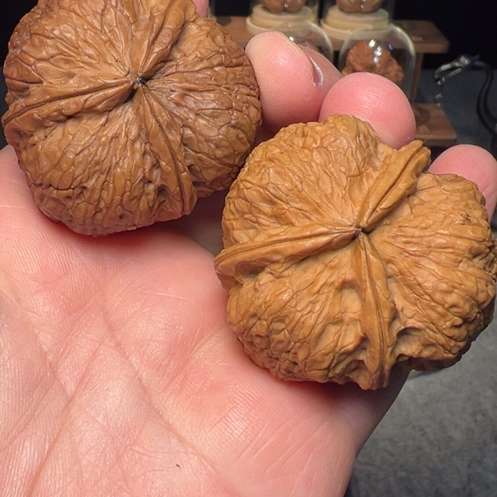 文玩核桃把件秦权44mm