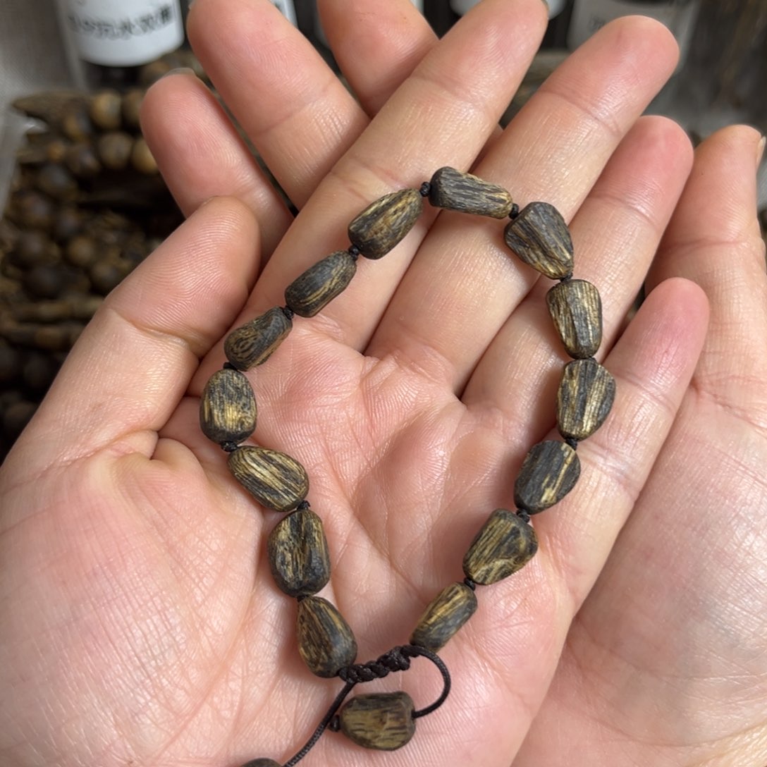 沉香手串用****9罗门黑棋沉水树心油单圈