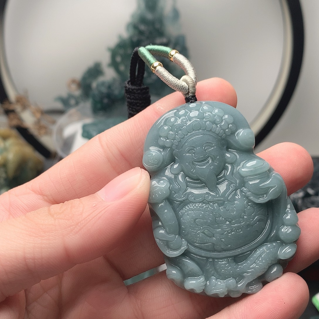 翡翠未镶嵌颈饰无