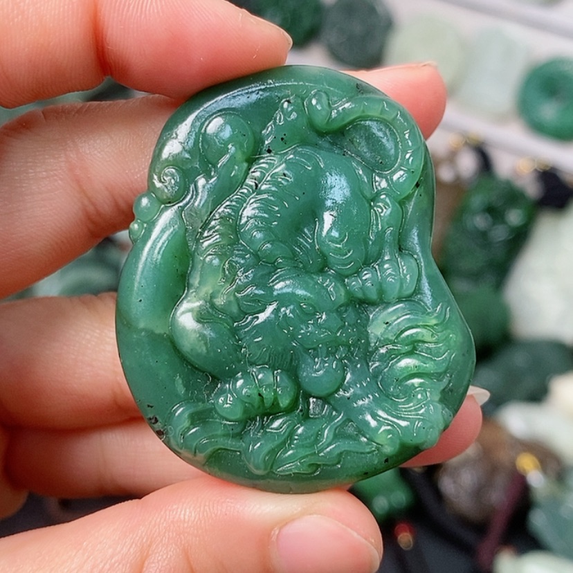 【闪购商品】和田玉颈饰未镶嵌