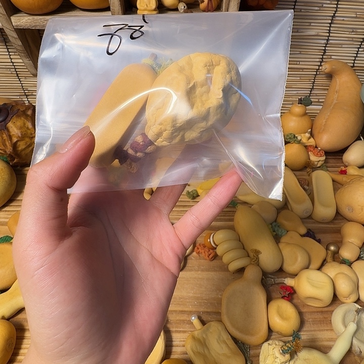 公***️大叶紫檀（黑酸枝木类）