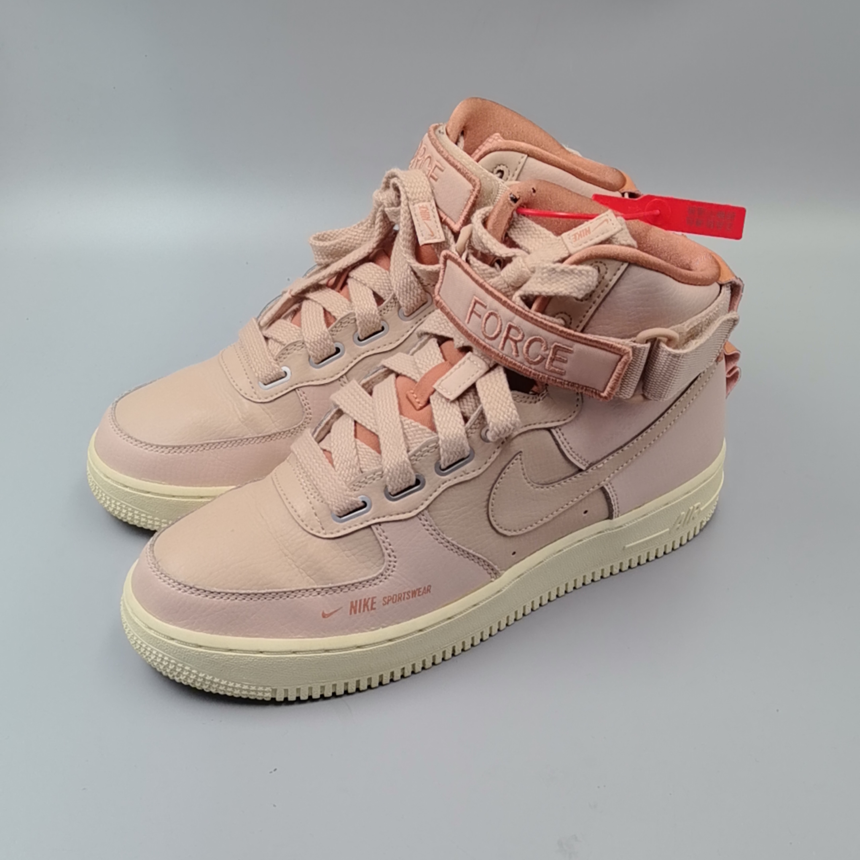 95新 maje 41码265 空军1号 二手潮鞋 正品 高帮/藕粉 微瑕见图 