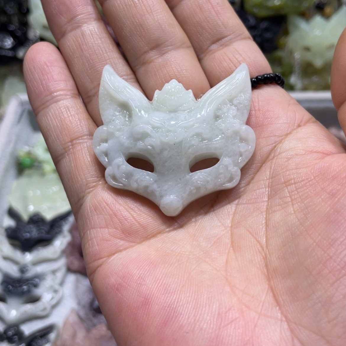 【闪购商品】岫玉颈饰未镶嵌席*岁45手牌