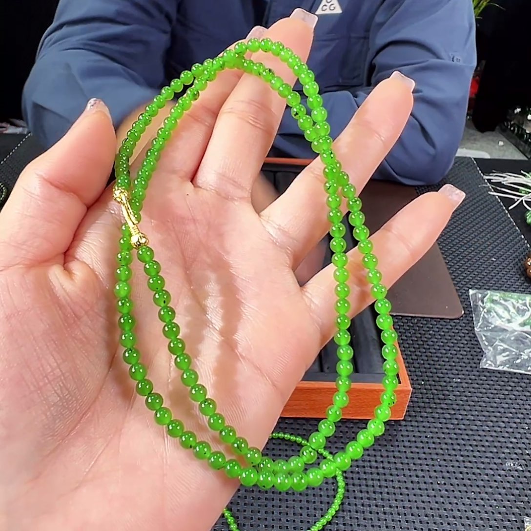 和田玉（碧玉）未镶嵌颈饰卡4