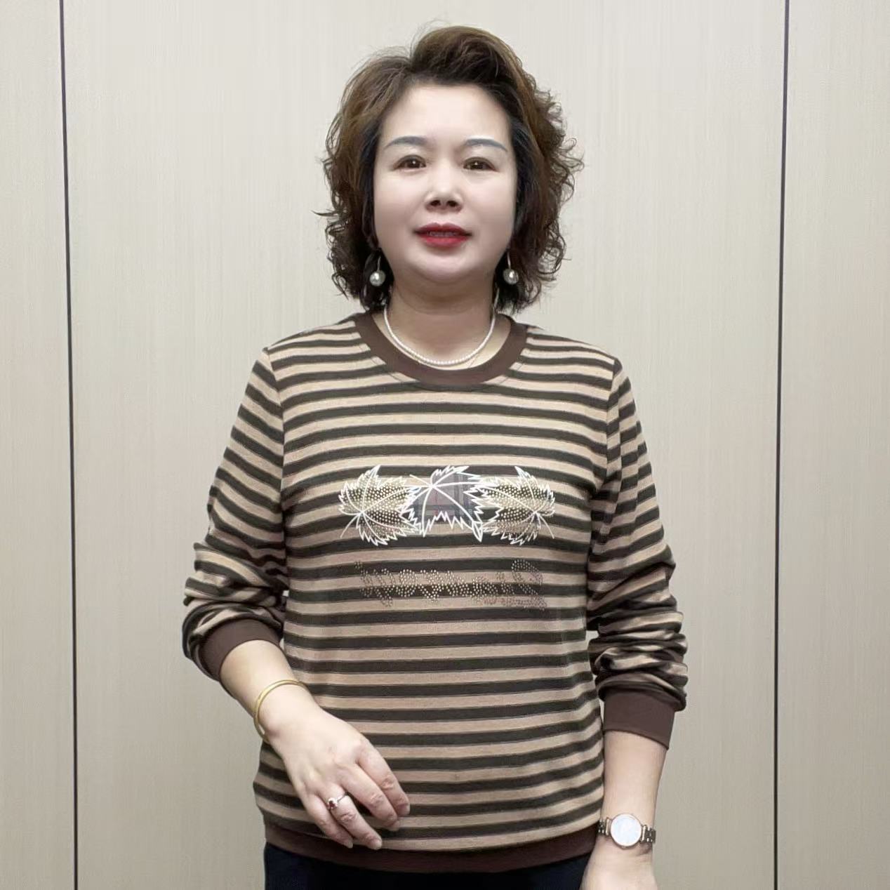 2025秋季时尚中老年长袖弹力气质女装宽松显瘦百搭休闲洋气妈妈装