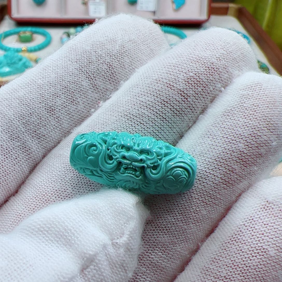 绿松石挂件未镶嵌1个