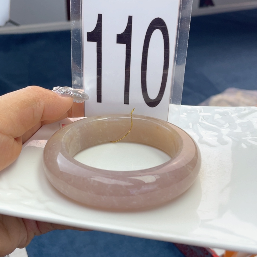 石英质玉未镶嵌手镯