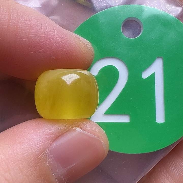 蜜蜡未镶嵌珠宝奇石12.8m m