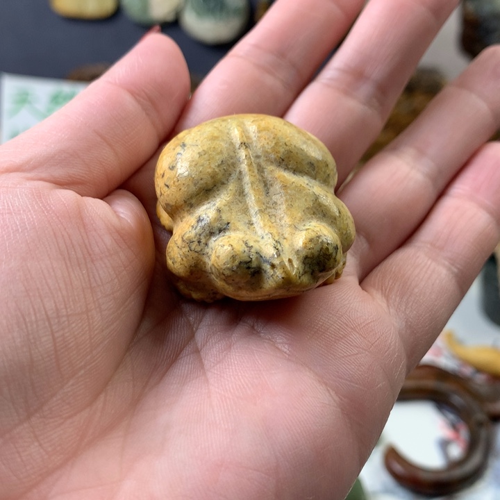 岫岩河磨玉（透闪石质玉）手把未镶嵌