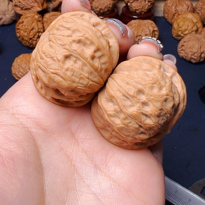 文玩核桃吊坠乾隆磨39