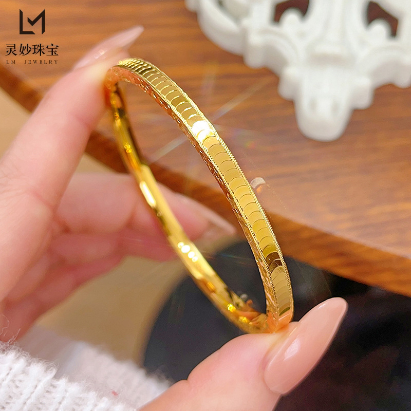 金店同款爆闪亮面鳞片碎冰冰手镯金色闭口镯子气质轻奢