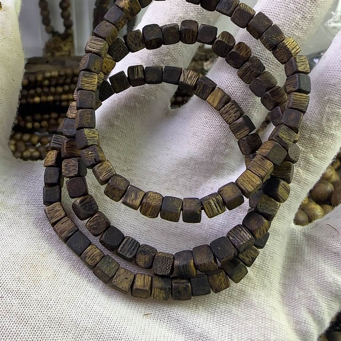 沉香沉香碎屑➕0.5/方珠