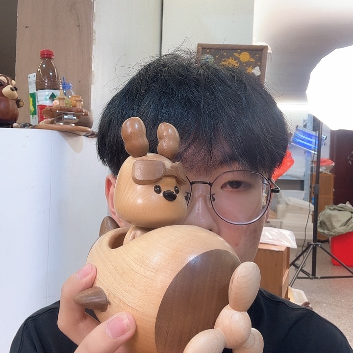 木飞行员小狗白枫木