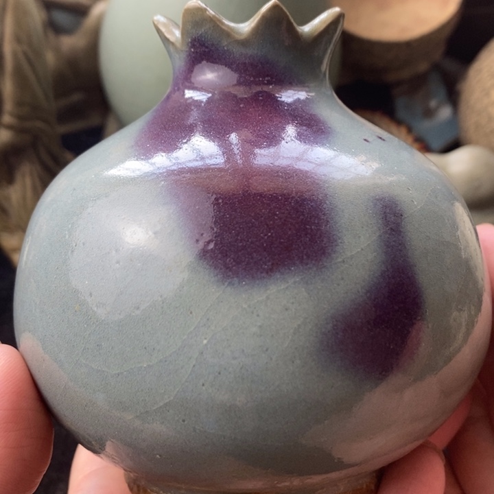 炉山*钧台窑石榴尊