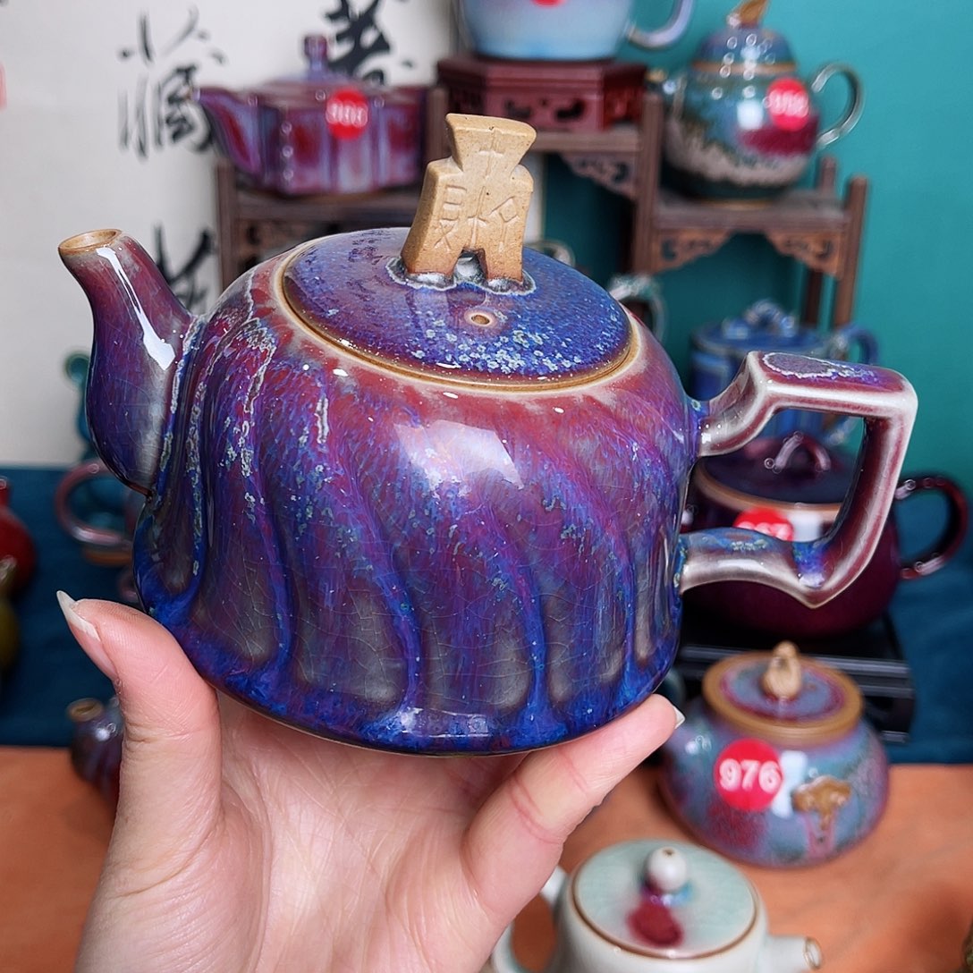 壶幸**满钧瓷艺术作品壶