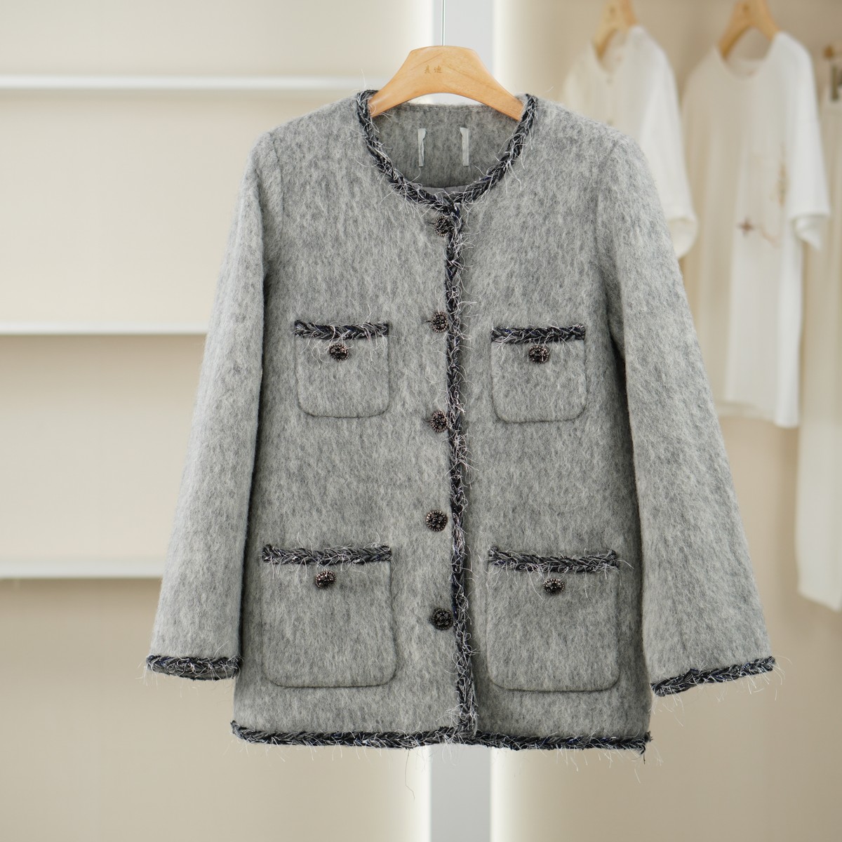 【麦笛09】50604350 高级感小香风外套秋冬女装品牌折扣