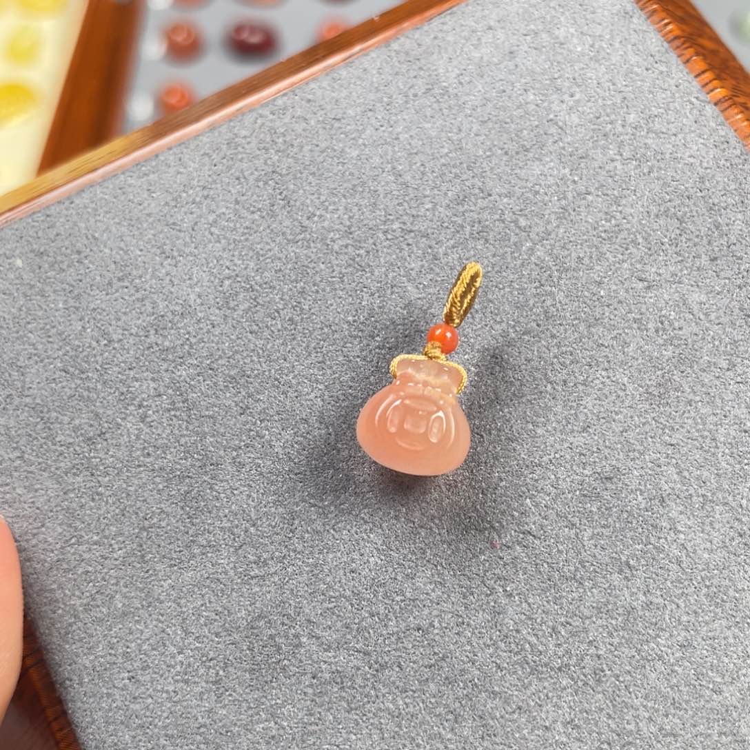 南红玛瑙小钱袋未镶嵌