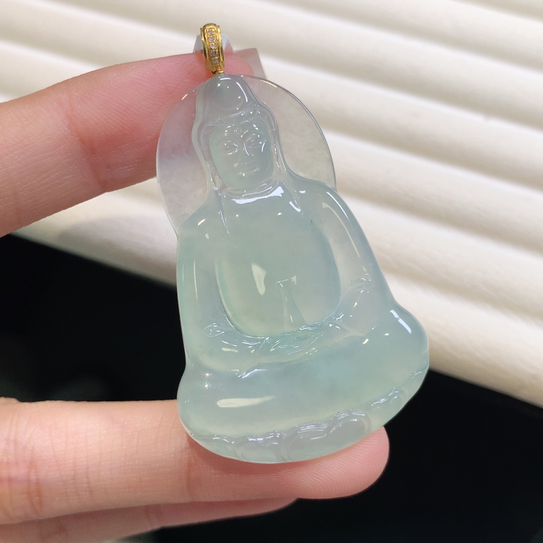 翡翠颈饰18K金镶嵌观音