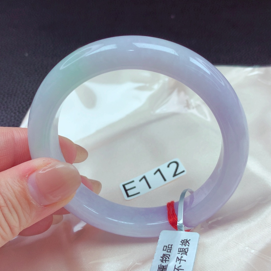 翡翠手镯未镶嵌手镯88