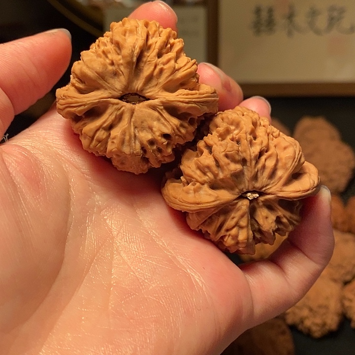 文玩核桃吊坠╰****;1111111