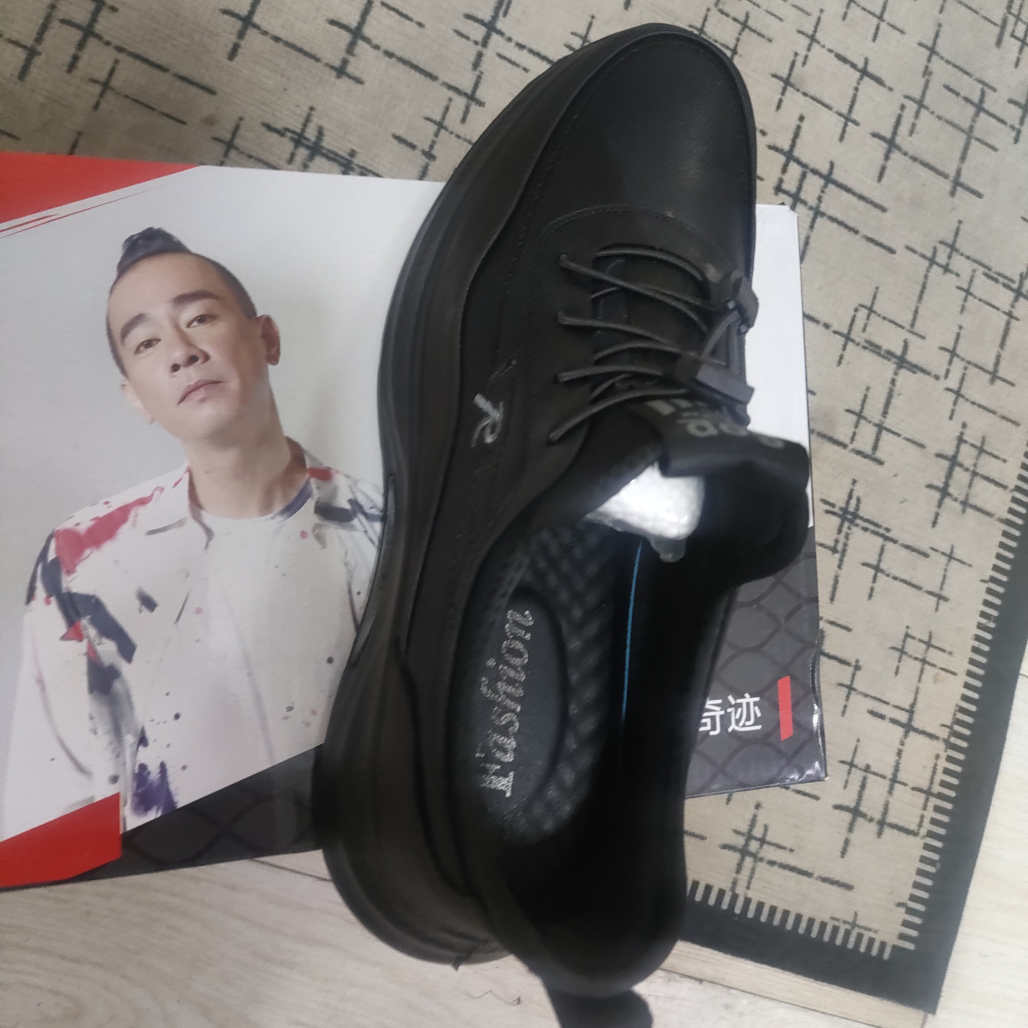 防水纯色防滑一脚蹬皮革拼接松紧带轻便休闲皮鞋