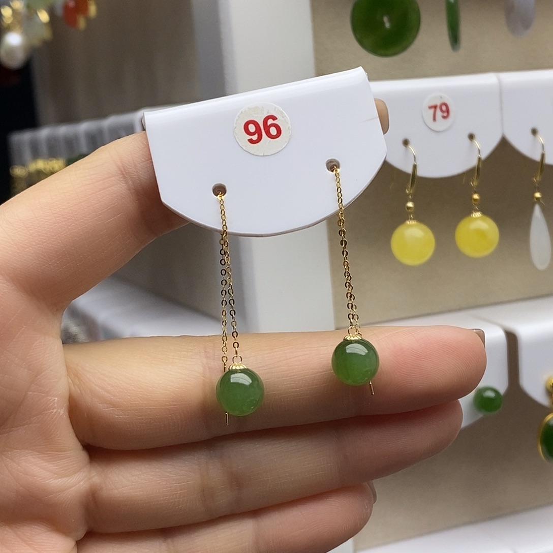 和田玉18K金镶嵌耳饰