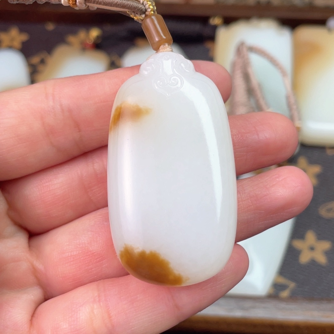 和田玉挂件未镶嵌