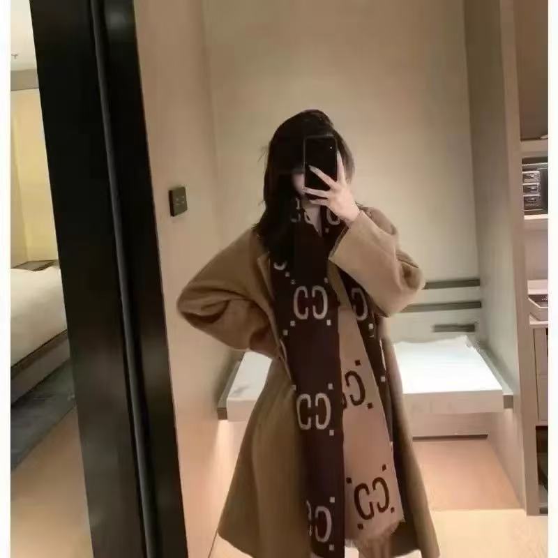 双g拼色保暖围巾