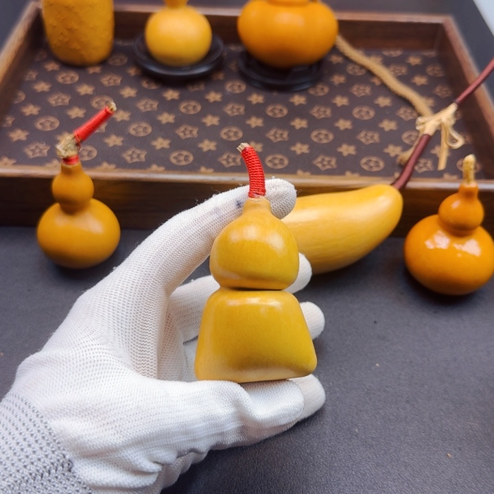 嗡***哒大叶紫檀（黑酸枝木类）