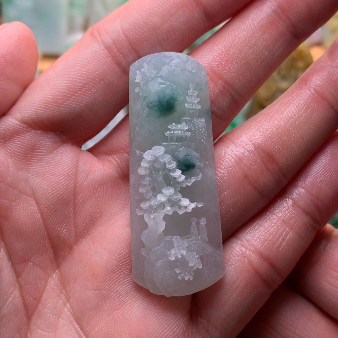 定制翡翠未镶嵌山水