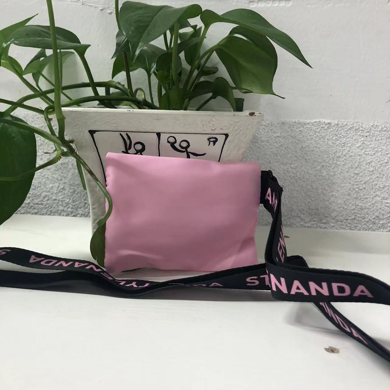 小3小c化妆包（挂绳卡包）