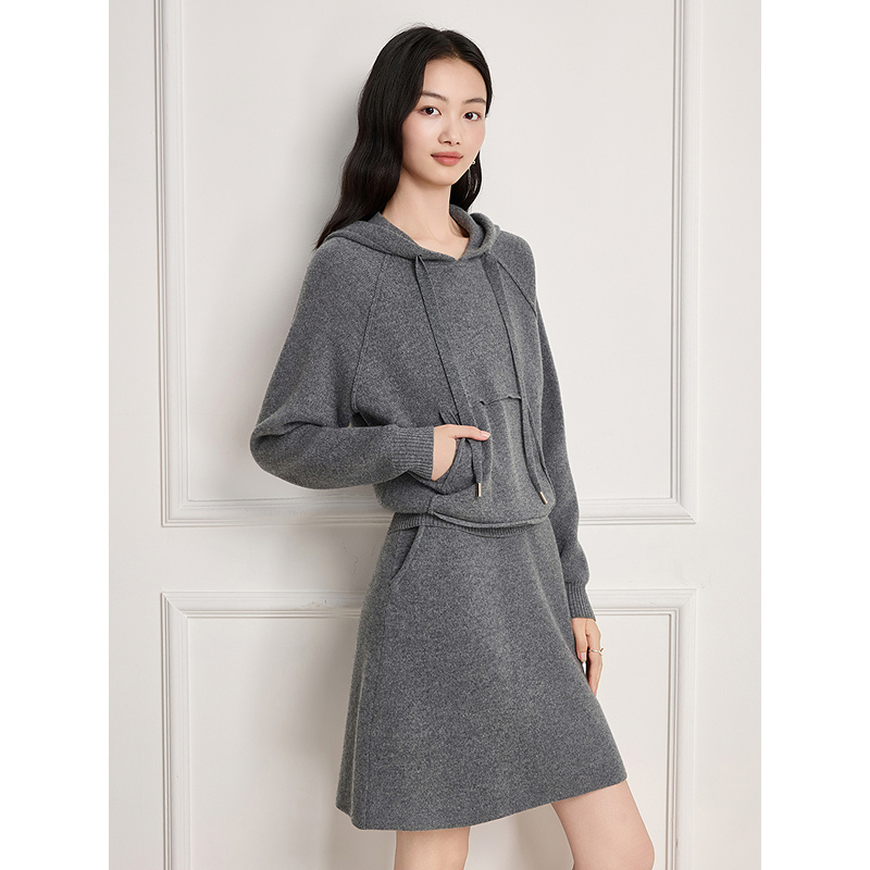 Goodland美地女装2025秋冬新款两件套羊毛针织连衣裙LC35506167