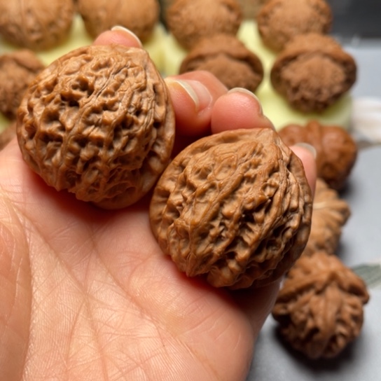 【闪购商品】把件文玩核桃金牛边38