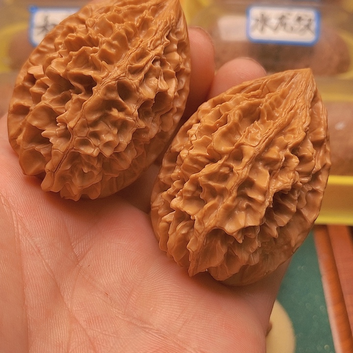 文玩核桃把件边40肚46招财鼠