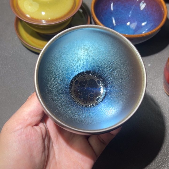 茶盏我们是有共同话题有分歧