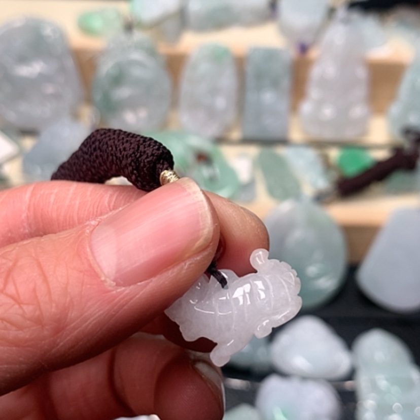 【闪购商品】翡翠颈饰未镶嵌翡翠