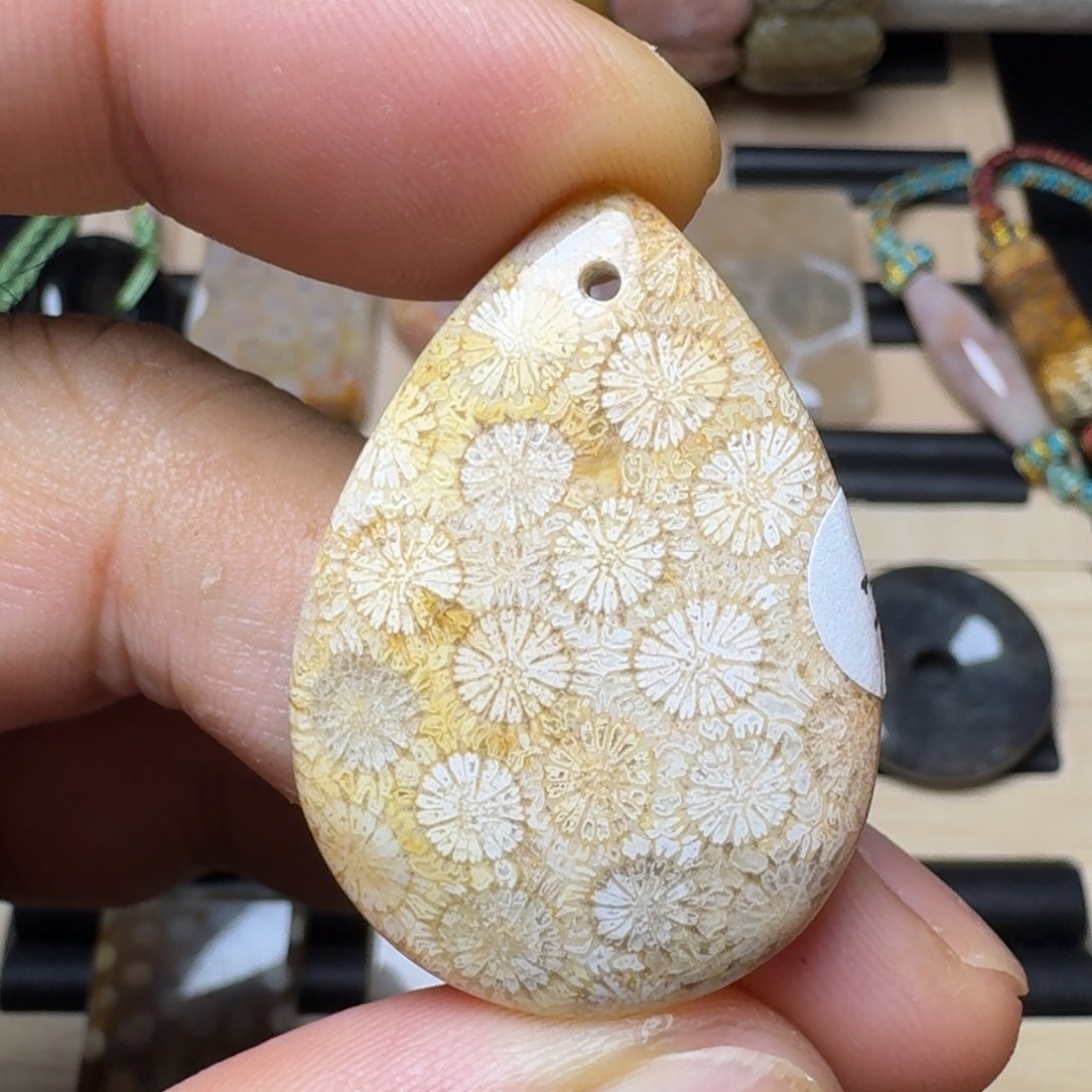 硅化玉纯天然色有机玉石保真色未镶嵌