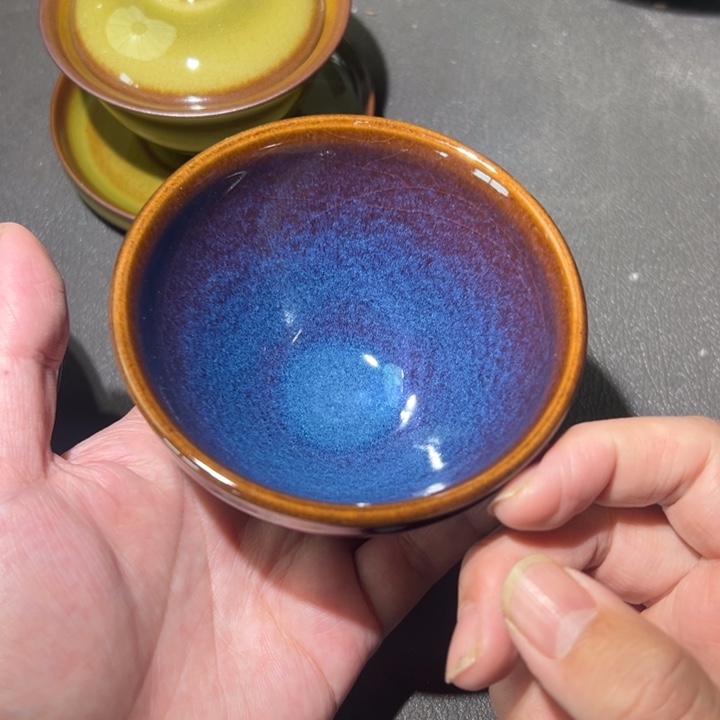 南***丶茶盏我们是有共同话题有