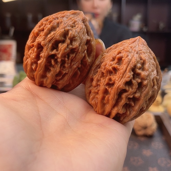 把件文玩核桃大沽石