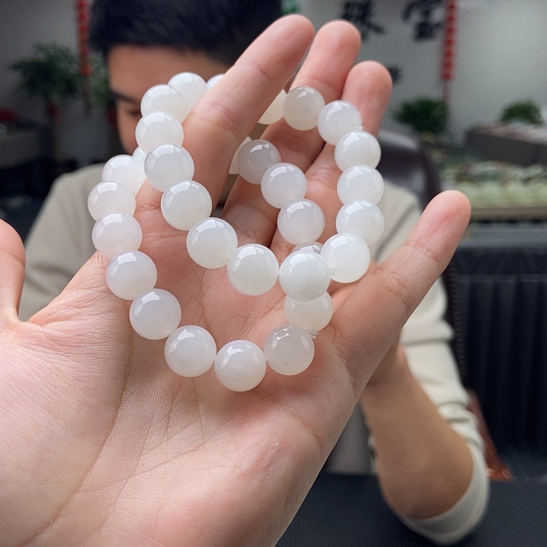 和田玉颜色多样性发拍一发一未镶嵌