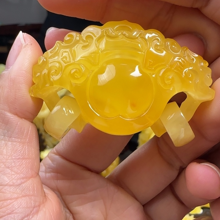 蜜蜡珠宝奇石未镶嵌