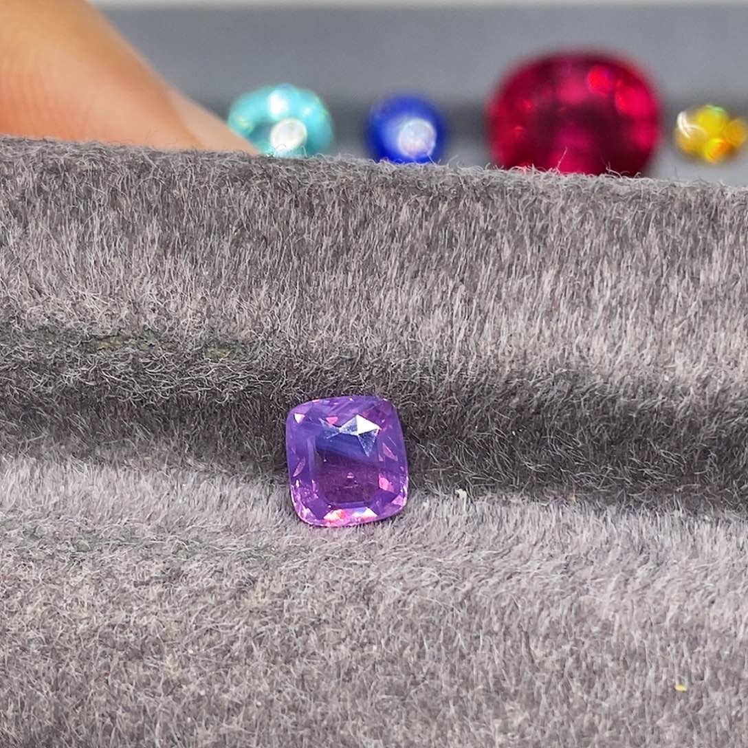 蓝宝石裸石未镶嵌1.19克拉天然无烧紫蓝宝