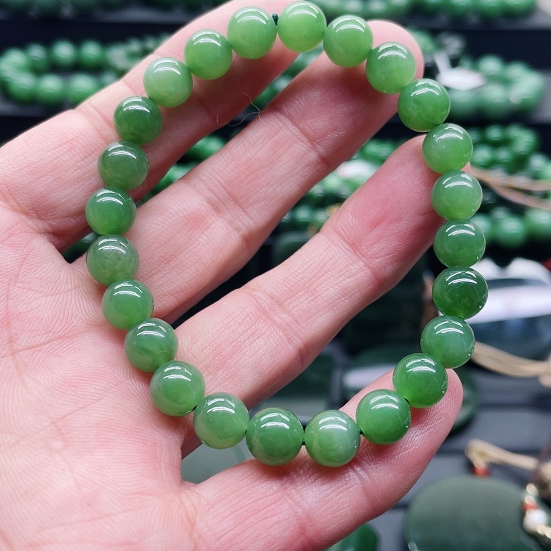 和田玉（碧玉）未镶嵌手链