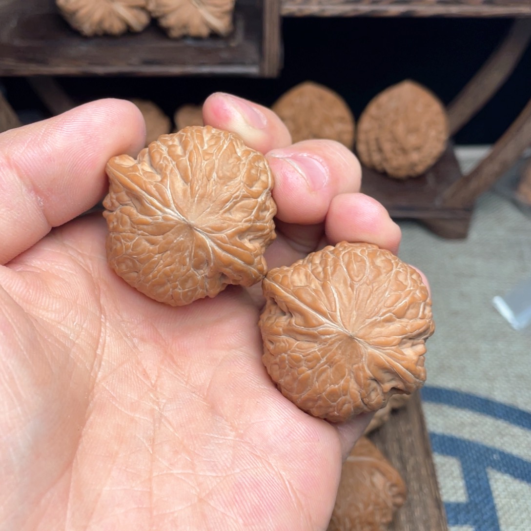 文玩核桃把件跃*40.9毕业铁锤