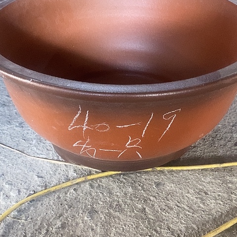 紫砂中国宜兴紫砂花盆，