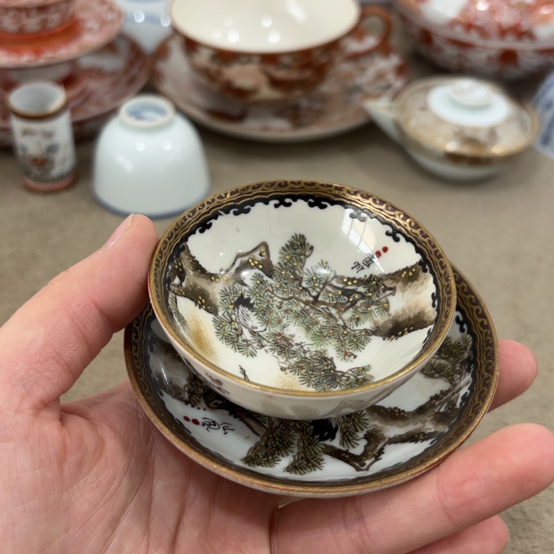 瓷片非常好看漂亮的物品 