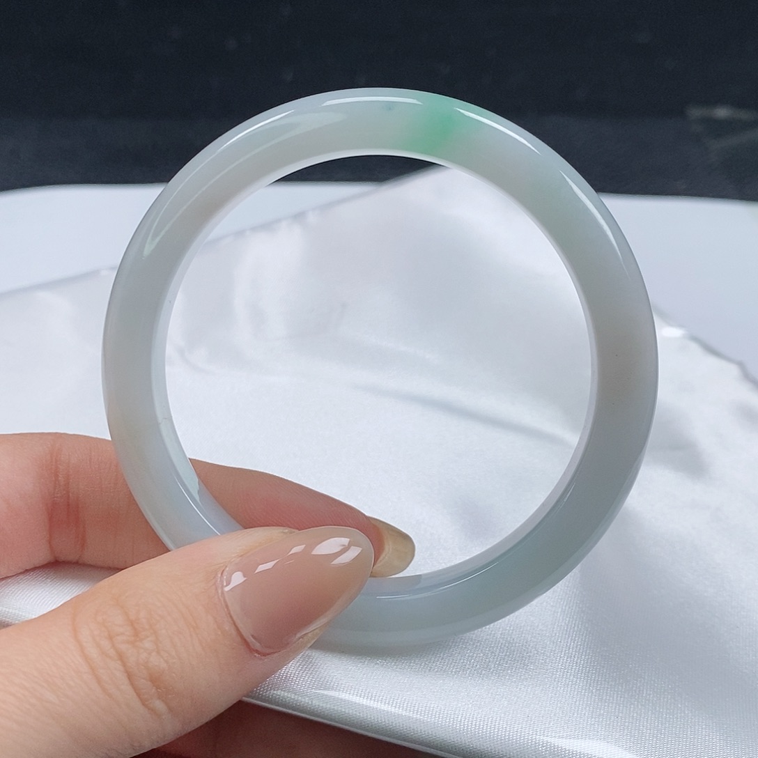 【闪购商品】翡翠手镯未镶嵌300号