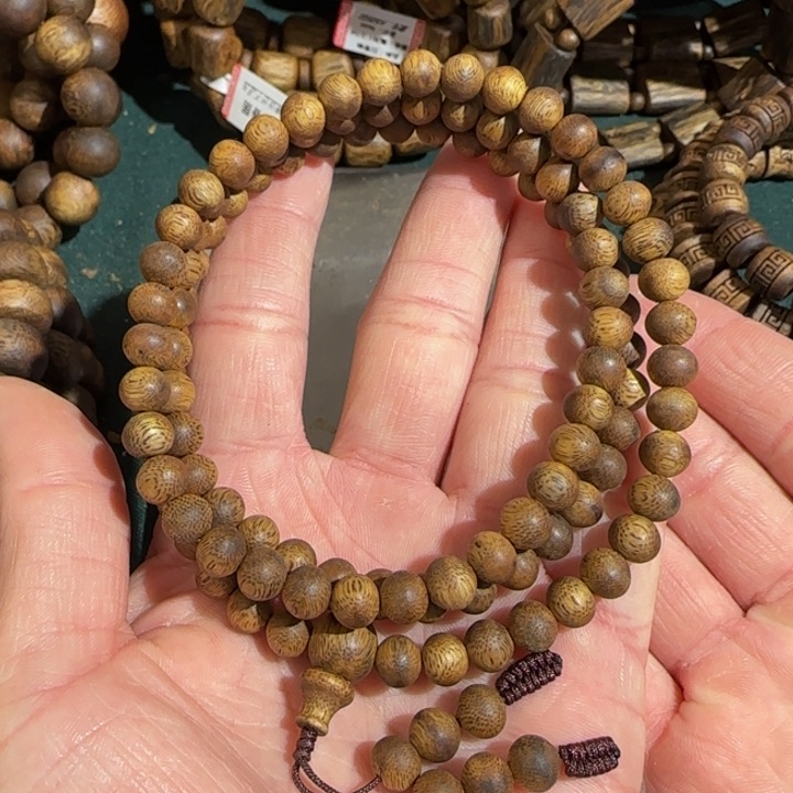 沉香手串白棋淳化老料圆珠多圈0.7
